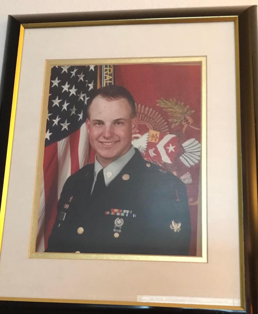 Today is Veteran’s Day and I want to say thank you to my son Bryon ❤️ and all Veteran’s who served our wonderful Country.
To our nations heroes, Thank you ❤️❤️🇺🇸🇺🇸🇺🇸