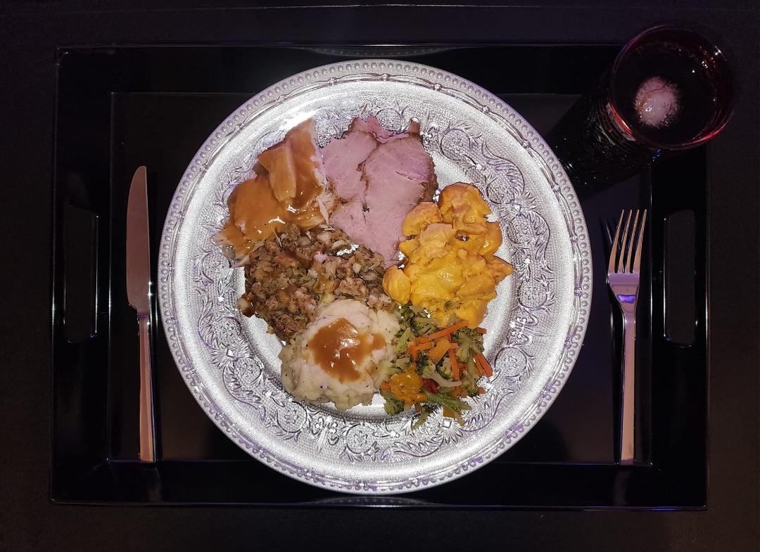 So I wasn't sure how I felt about spending the holiday by myself. I am not always able to go home for the holidays. I will say this I am grateful for everything in my life that allows me to make myself a wonderful meal (I p