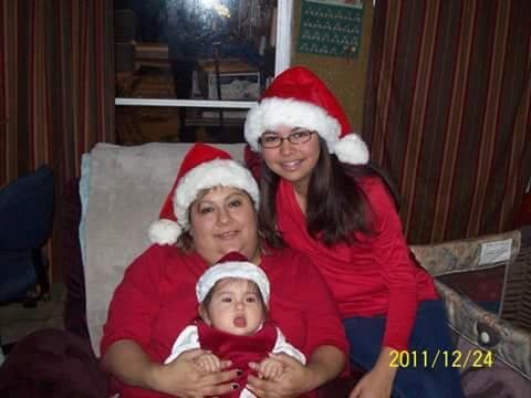 Motherhood dare??
I was nominated to post a picture that makes me feel proud to be a mother (only one picture). I'm going to tag some women (cause i can't tag them all) that I think are fabulous mothers. If I marked you as
