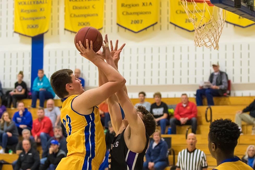 The Iowa Lakes Men's Basketball team wrapped up regular season play with a 98-75 win over Little Priest. With the win the Lakers finish the regular season 21-9 overall and 10-4 in Iowa Community College Athletic Conference 