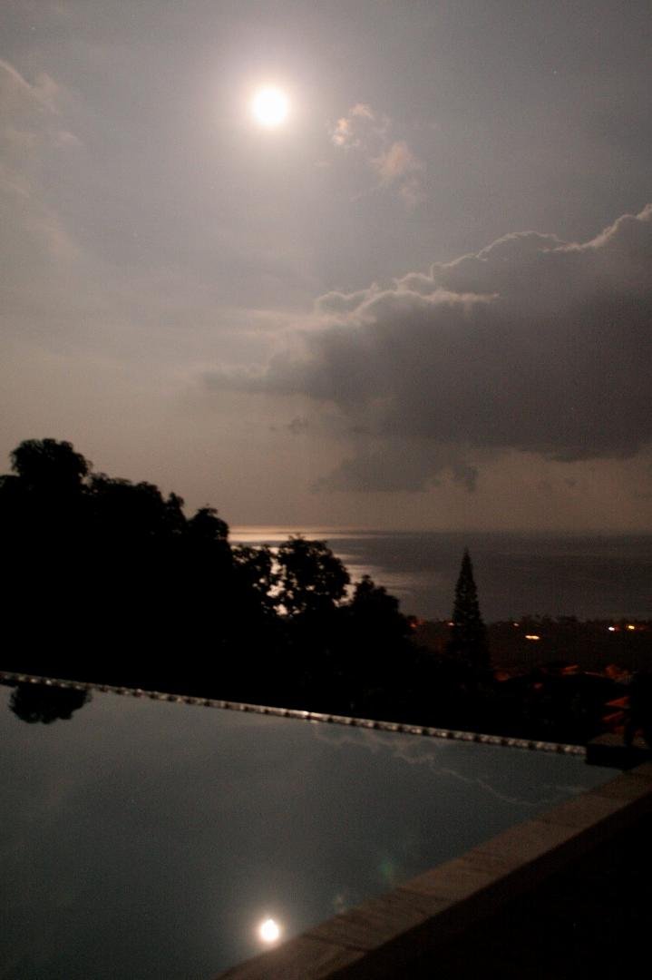 Yes I did take the picture of the moon