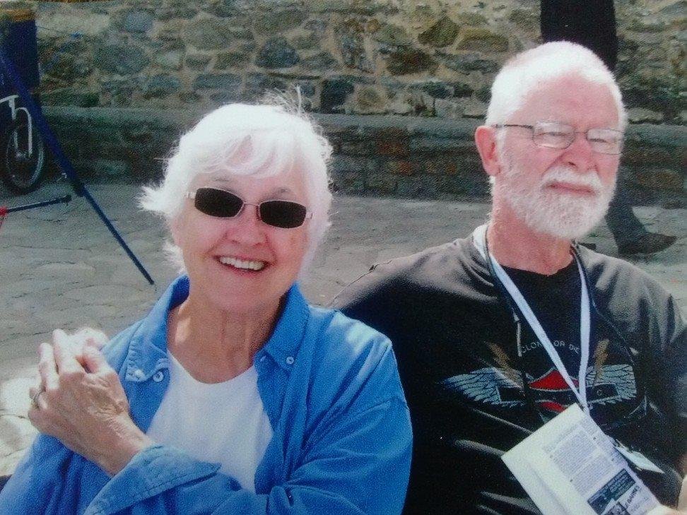 These are my wonderful parents Tom and Laura Hansen. Today is their 55th wedding anniversary and I couldn't be more proud!!!!!