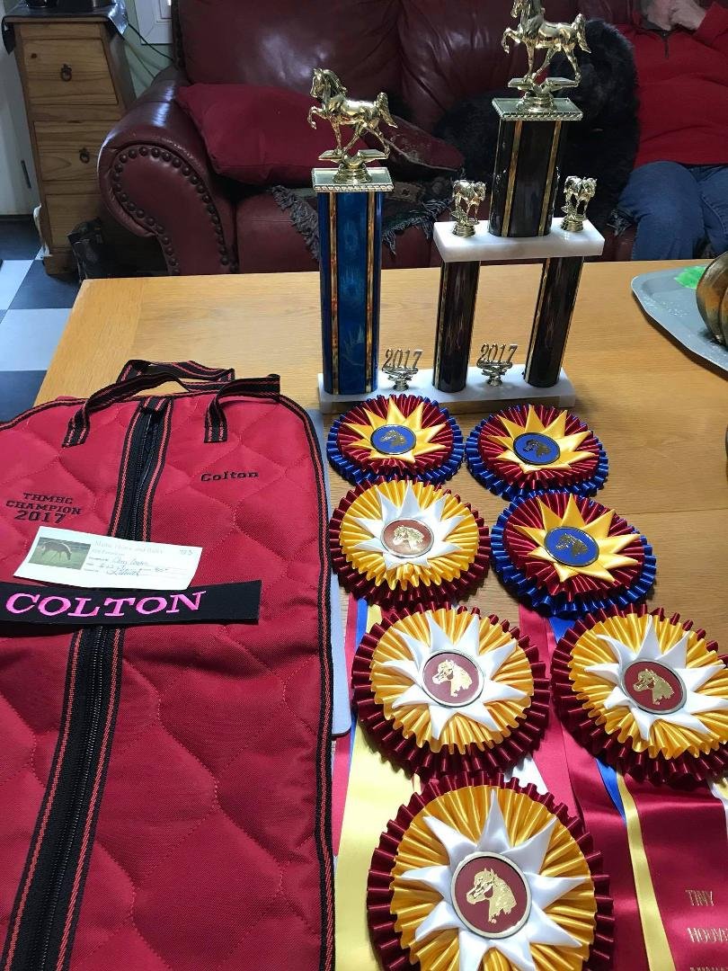 Maria McGrath Coates, Cloey Coates awards from the THMHC banquet.