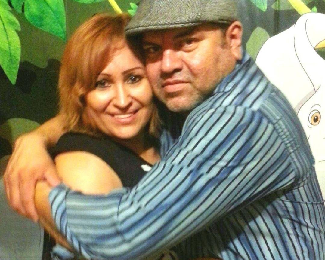 On this our anniversary, we may not have wealth, but we do have each other and that is worth more than anything in the world.We've had a lot of years together...but nowhere near enough. Happy Anniversary!En este nuestro ani