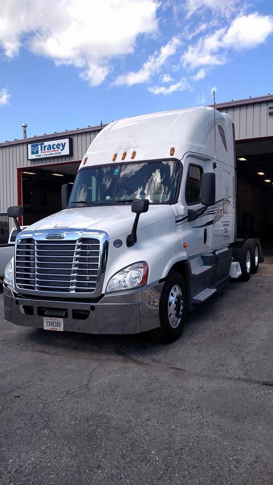 Truck ready. Insurance is playing games though.
Instead of plastic bumper I got a steel one this time. Little improvement.