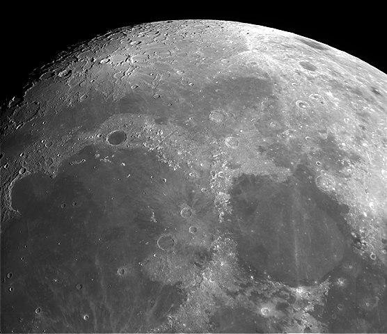 Got the urge to shoot the Moon Friday night.