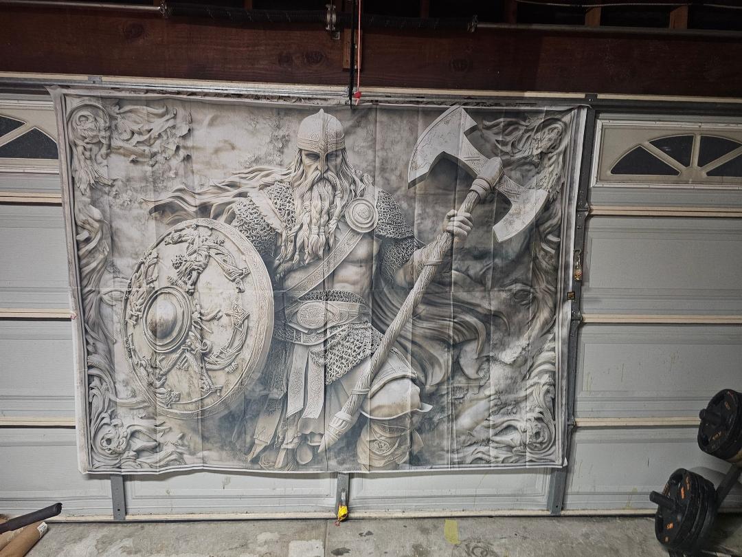Thank you Joey Mac for the nice tapestry bday gift ...little inspiration on those days I feel weak to channel that inner berserker and get that set in..love you brother
