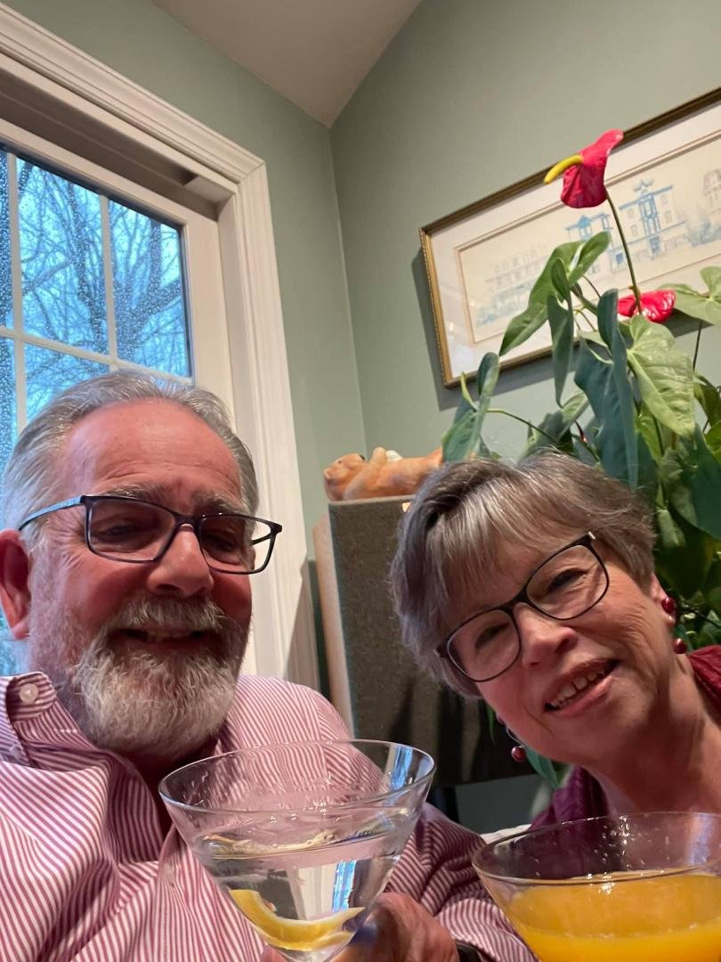 Friends, and Family, wishing you all a very Merry Christmas!
Peace and Love,
Ken & Lil