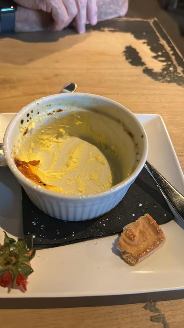 Crème Brûlée was very good!