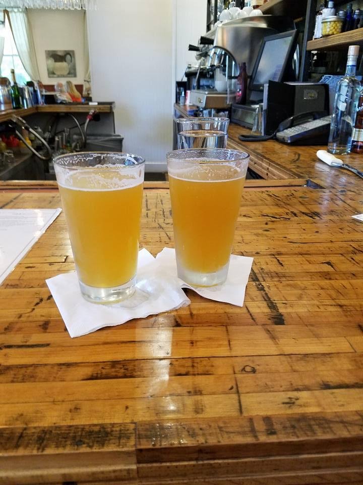 Perfect post hike beverages! Cheers!