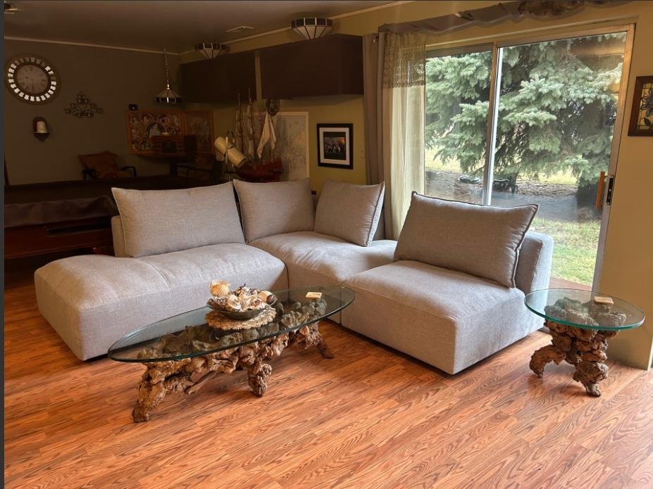 New couch delivered this morning Looks great and very comfortable