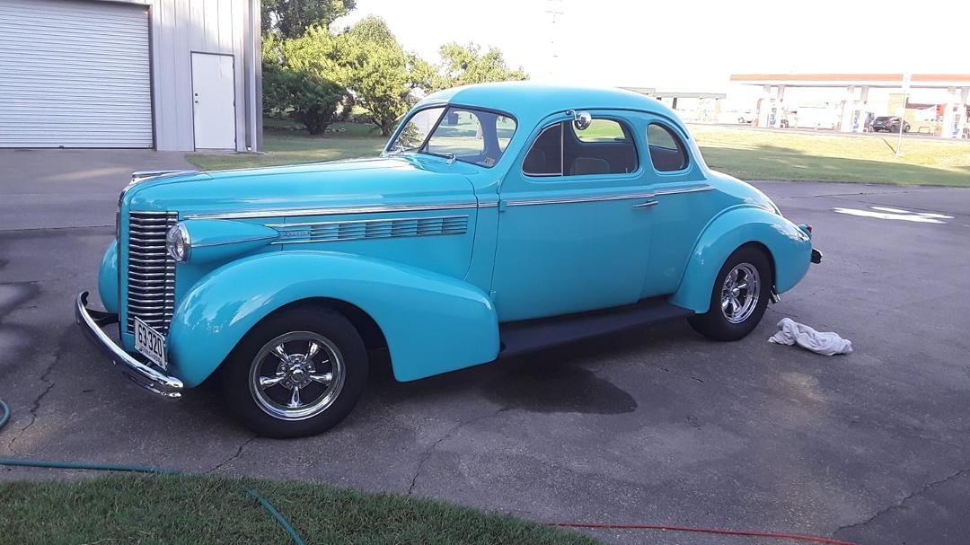 Got the Buick all cleaned up for Carroll's show next Saturday. Chased off all the cobwebs