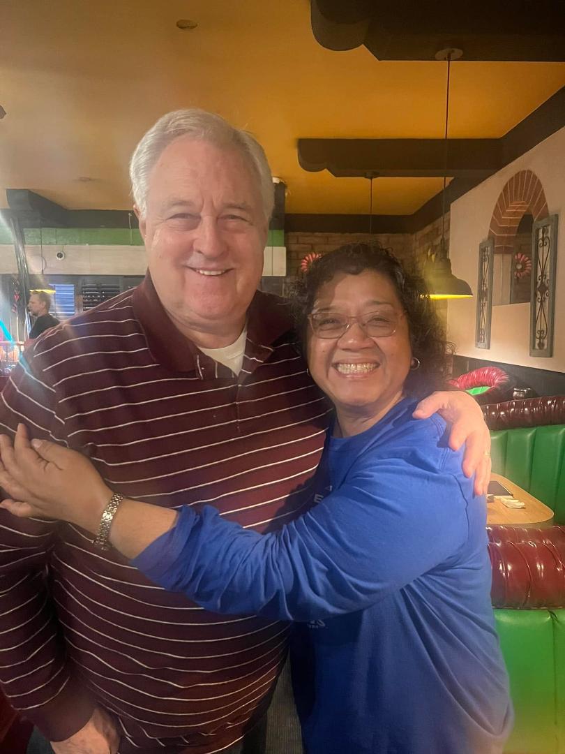 OMG🇺🇸 Ran into my bestie from DOD Military Entrance Processing Station Los Angeles So happy to see you at our favorite restaurant after church tonight Love you guys great memories at MEPS
😍🙏🇺🇸🍊