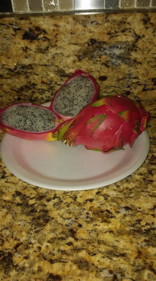 This is a dragon fruit. Funny looking. Funny taste also.