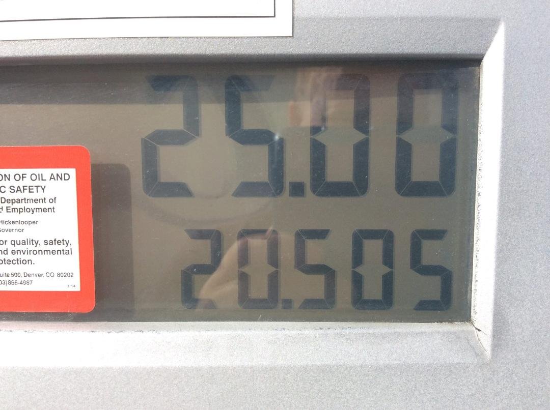 Ok, so I used my Safeway card but this averaged $1.25 a gallon for gas.
That's so totally cool. No wonder Russia is going bankrupt.