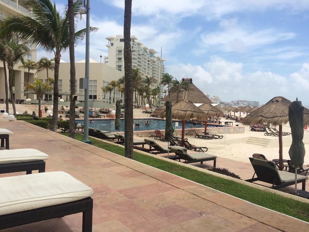 Cancun trip over, we're glad to be home!!