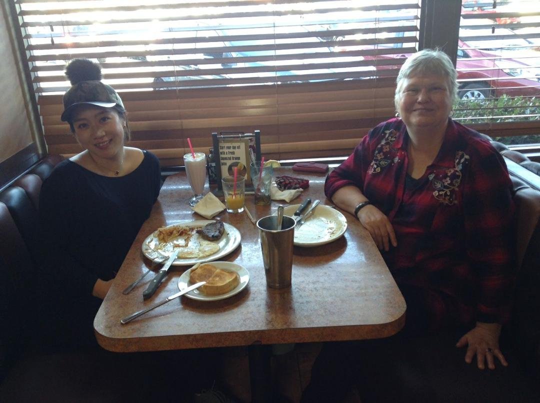 Claudia with Xi right after Orlando to SF flight. Claudia is there to help after the baby is born and she loves being back in the Bay.