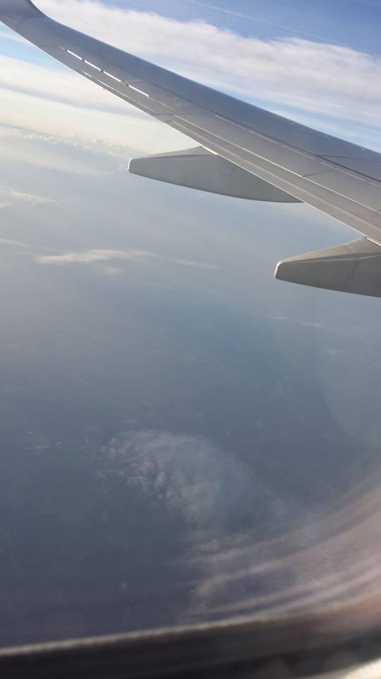 FLYING HIGH AND LOVING IT! :-) FIRST STOP MIAMI! THEN ST.LUCIA! MORE PICS COMING!