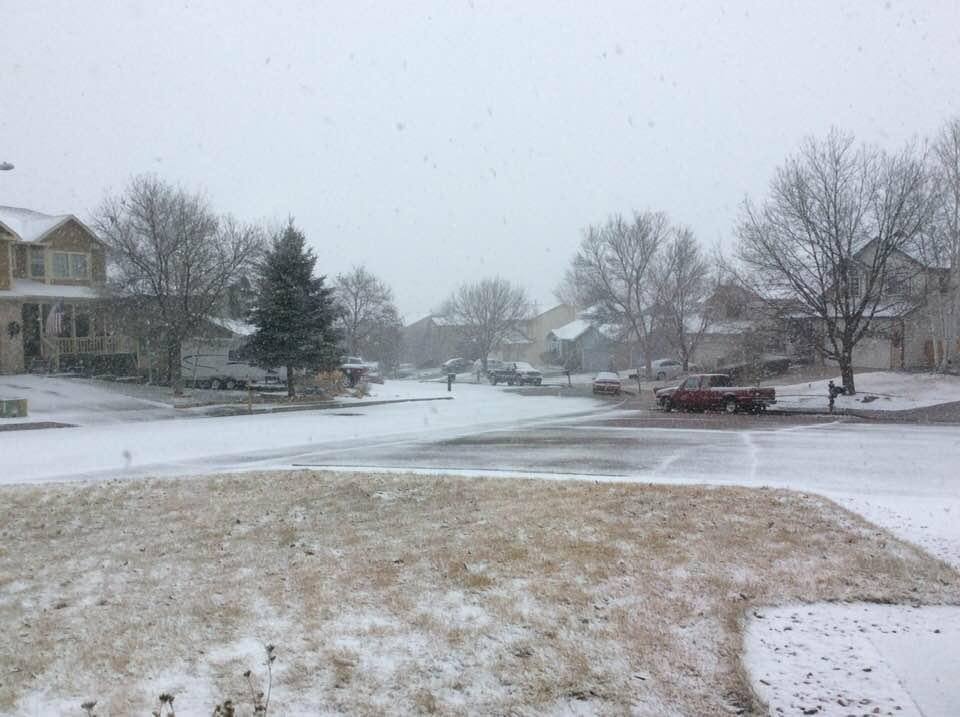 Beautiful snowy Saturday afternoon in Colorado Springs.  Play,dinner with Eric’s girl friend and family!  So excited!
