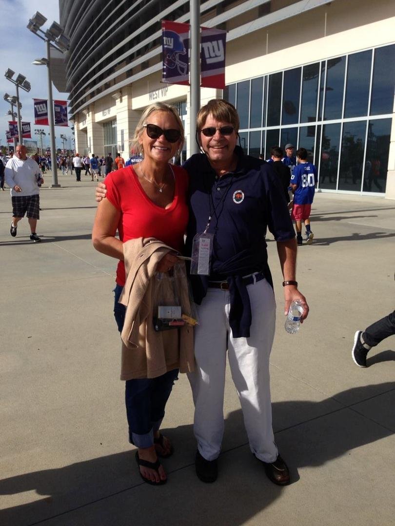 Ran into Sarah VanEenenaam Hanson at the Manning Bowl!