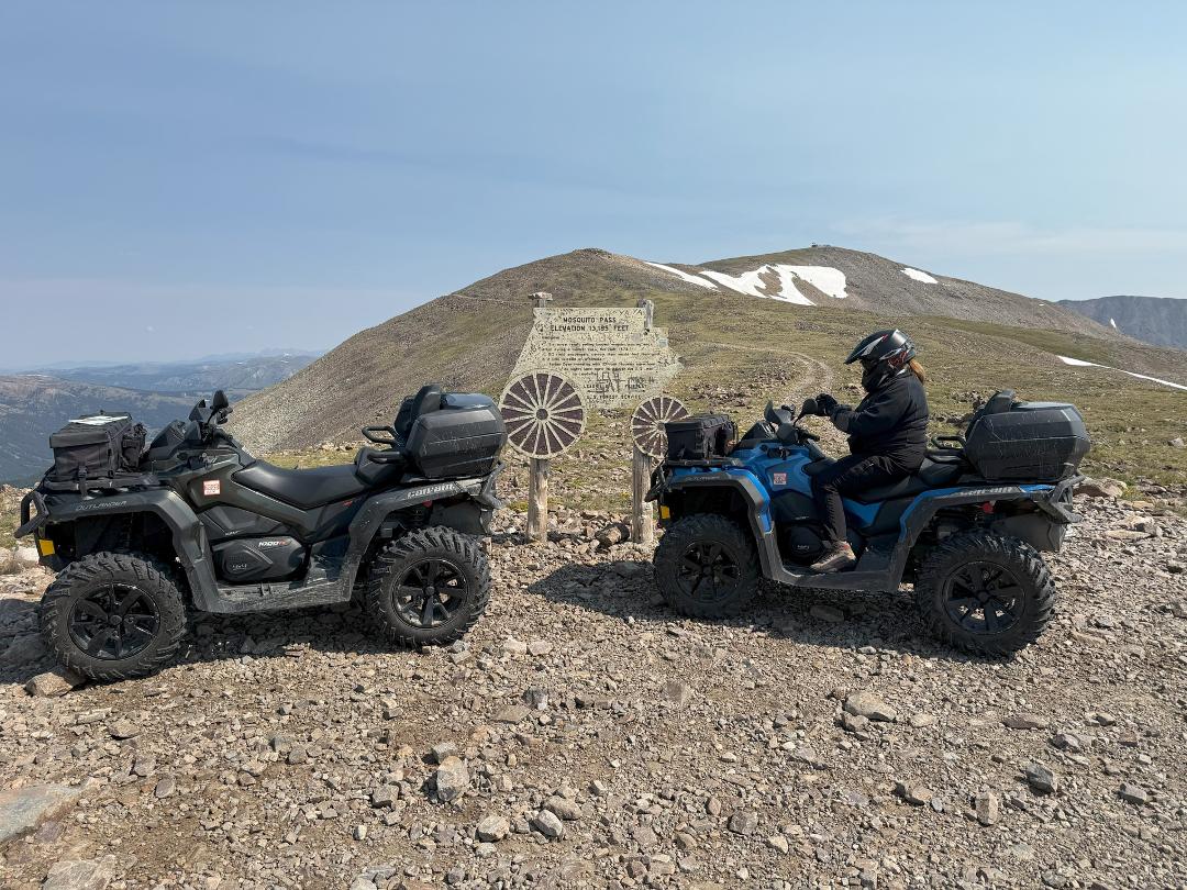 360 degree views from the top of the pass.