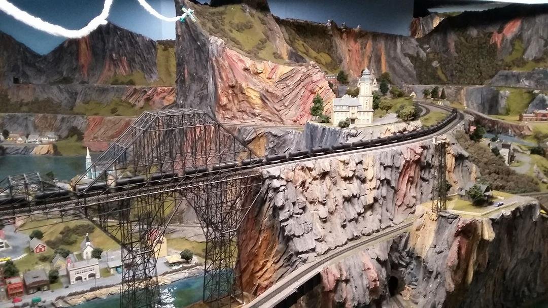 Spent the afternoon with my brother Skoot at Northland model train museum in Flemington New Jersey. Wow what incredible detail 3 stories tall. Talked to the owner he told us it took 4 and a half years to build.