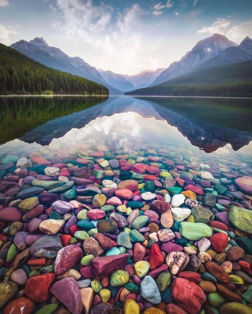 Lake Mcdonald In Glacier National Park, Montana, USA!!!
One of the best łocations in the world…