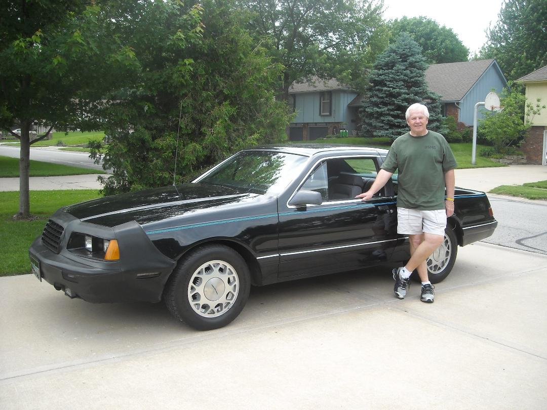 Memorial Day 2011..and Bobby says goodbye to an old friend. 28 years together, 40 states and numerous high-speed runs. It was a blast.