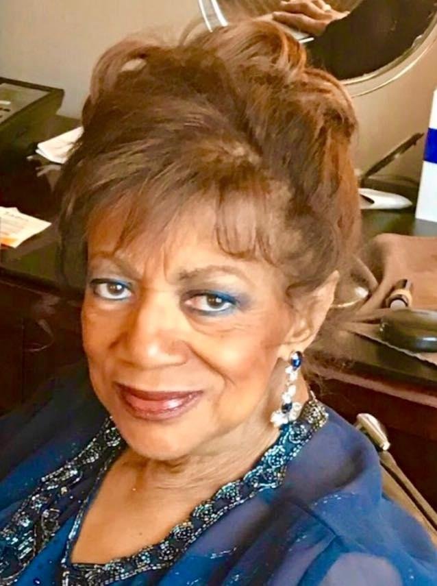 Family and friends of Sandra Wright Bonner:
I hope all of you are well.
I am sorry to inform you that Sandra Wright Bonner passed away Friday. Sandra was the oldest daughter of the late Rogers and Alcie Wright.
A memoria