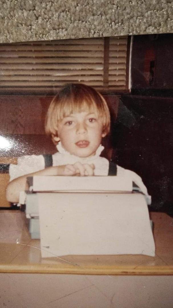 Dear Melissa,
Happy Birthday !!
You are a TREASURE to us, and
All of your friends and relatives,
And thousands upon thousands
of children you have touched with
your work all these years !!!
Endless love and gratitu