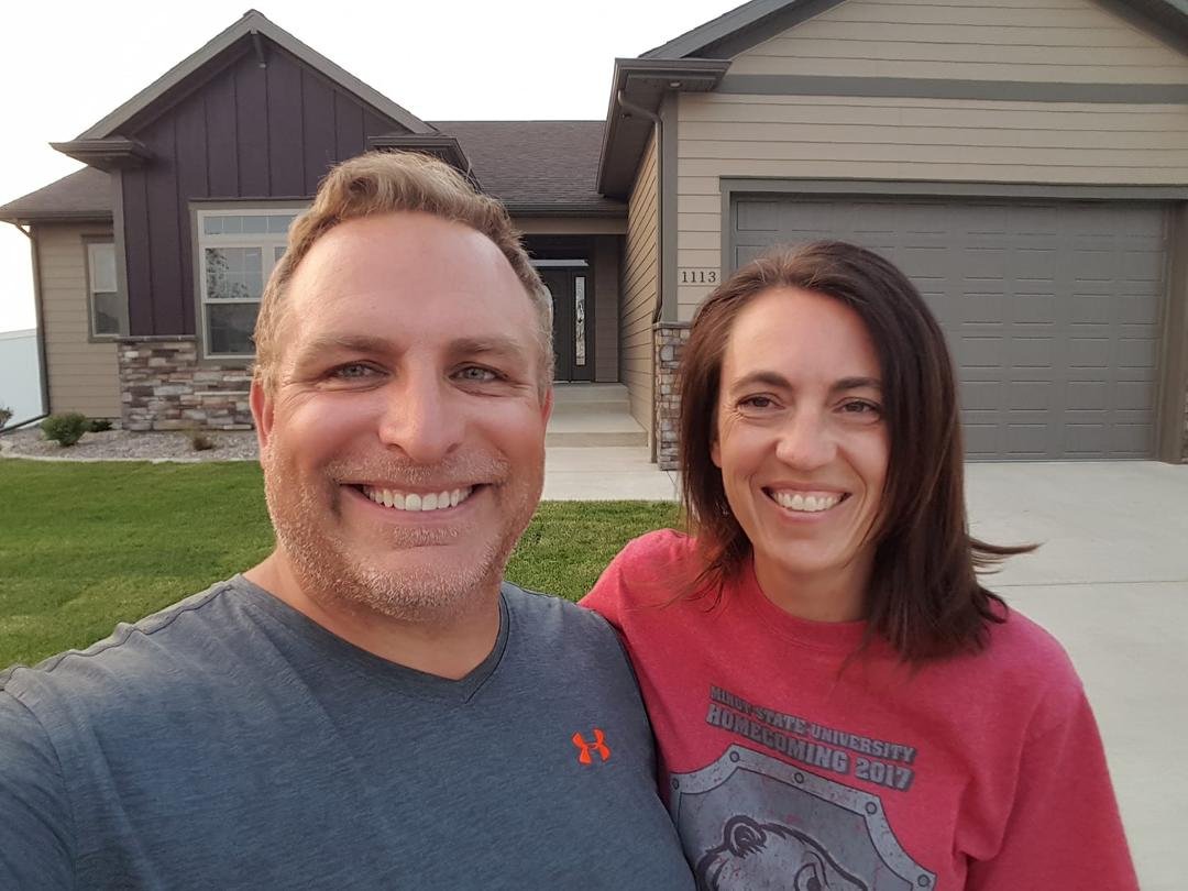 Tried to pop in on our second favorite former Sunburstians but it looks like no one was home. Either that or they saw us coming and hid! #YouCanGetUpFromBehindTheCouchNowWeLeft #LinnellVacation18