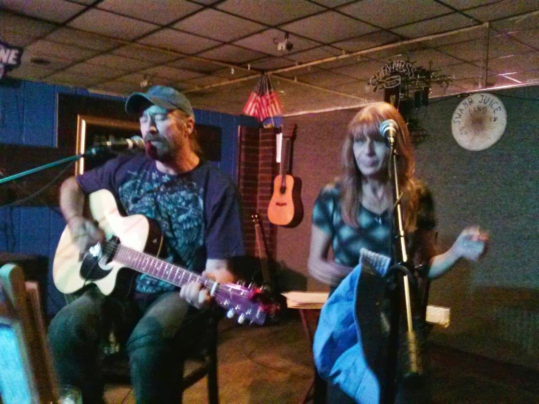 Deborah Wheat's album, PICS RELATED TO DEJA VOUS PROD/BEE R GUEST ACOUSTICS