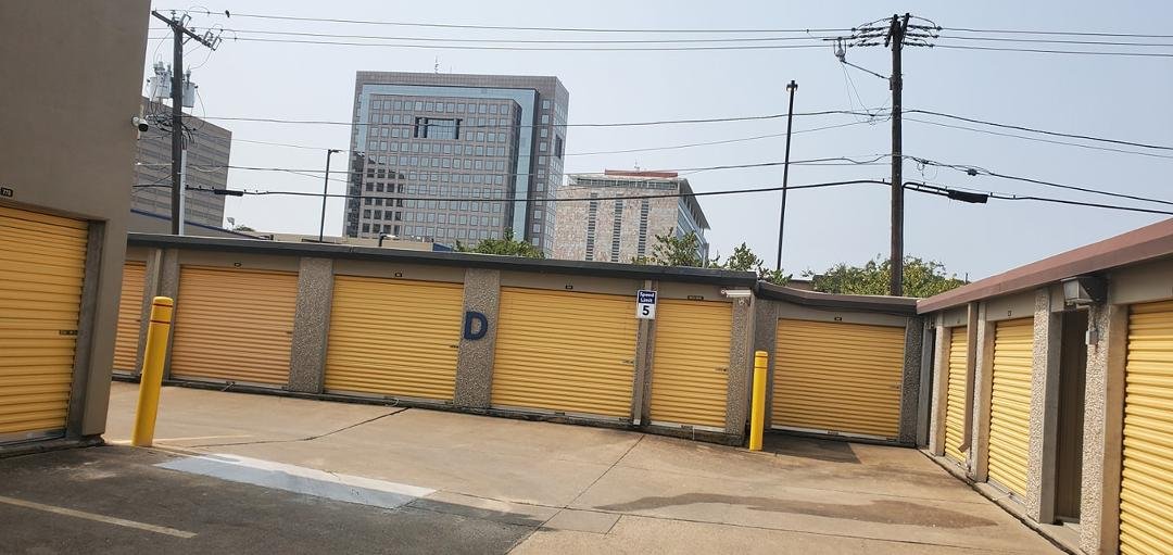 Saturday, we completed the task of closing out my late Great Aunt Patsy's apartment. I chose a storage facility for her things on the internet based on its proximity to my condo. Turns out, the new home, although temporary,