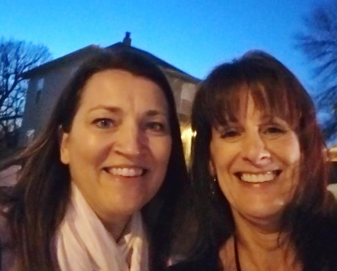 So happy to get together with my friend, Kelly! Miss having you here.....