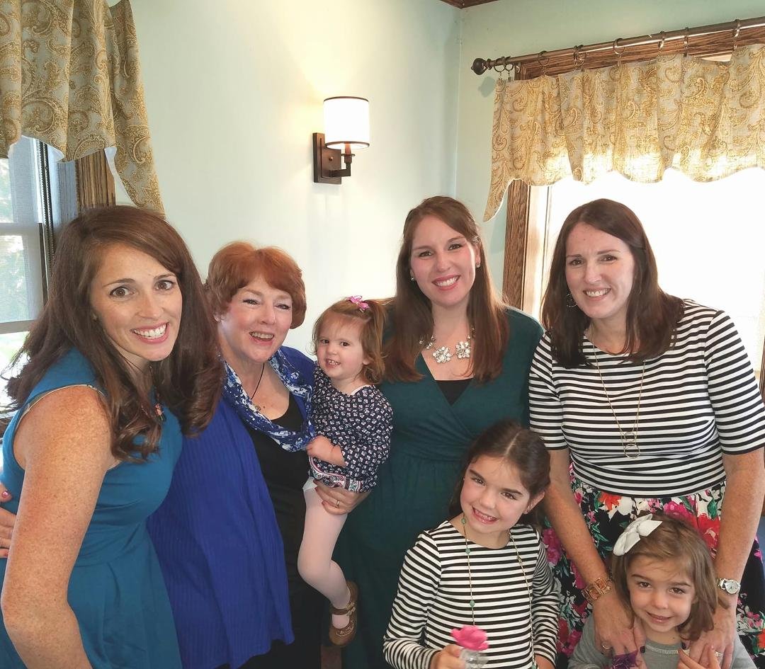 Three generations of Kelly/Morris clan