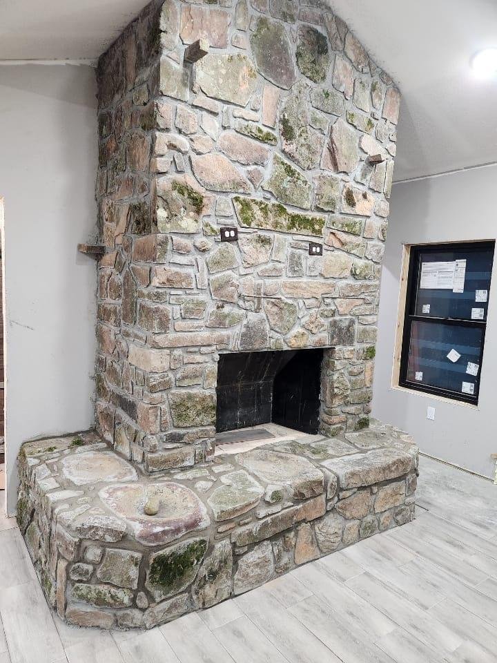 Just finished this up a couple weeks ago and if anyone is needing any type of masonry work done or if you have a question about anything in the Masonry field. Fe
el free to give me a call I'll be glad to help 479-858-8742.