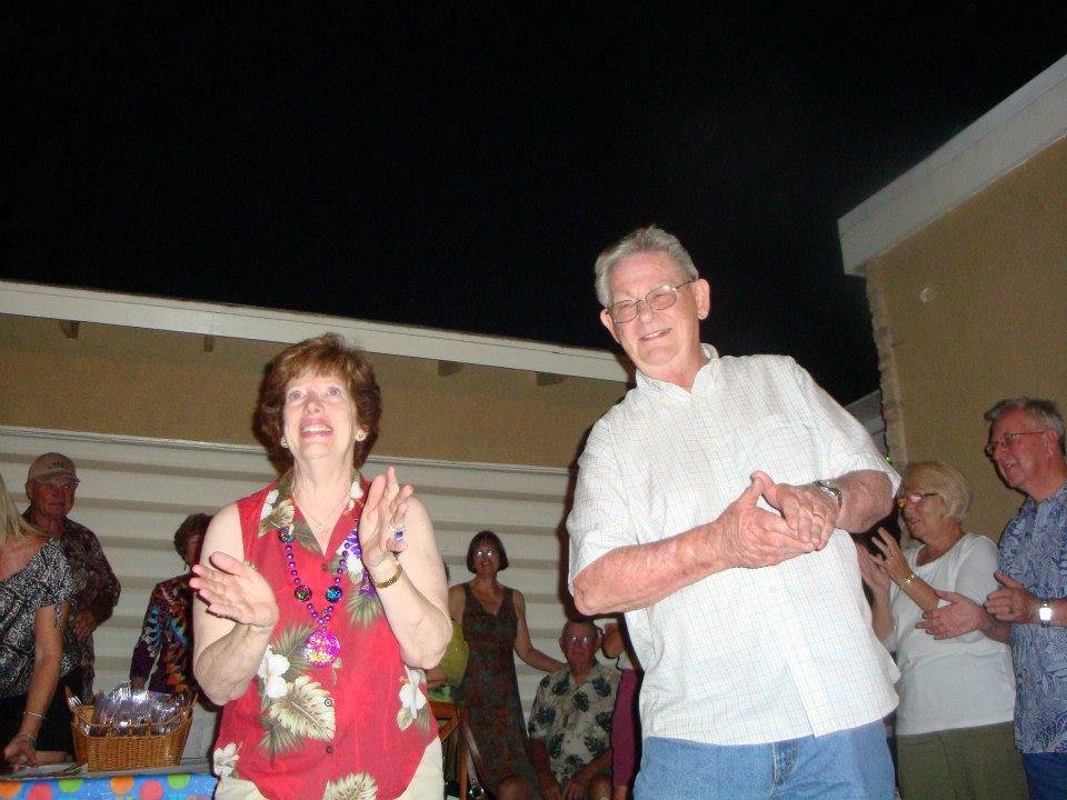Dee Dee and Gary makin' some moves