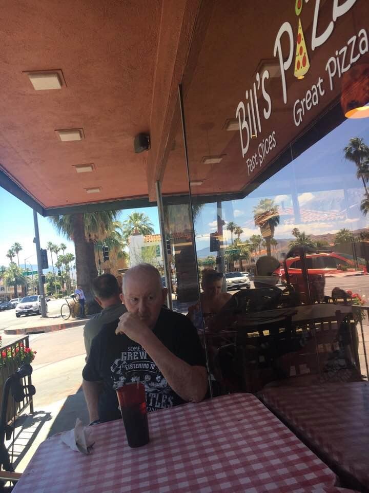 In palm springs with Bill and Denny at Bills Pizza. Great Pizza