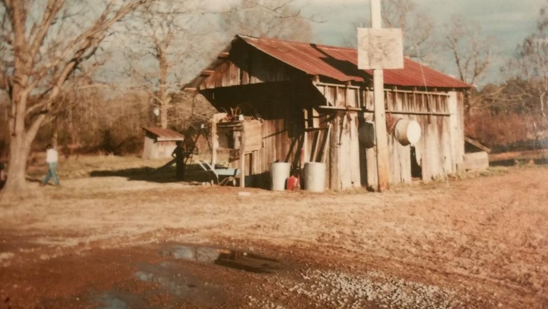 Just going thru old pictures.. Does anyone recognize this one?