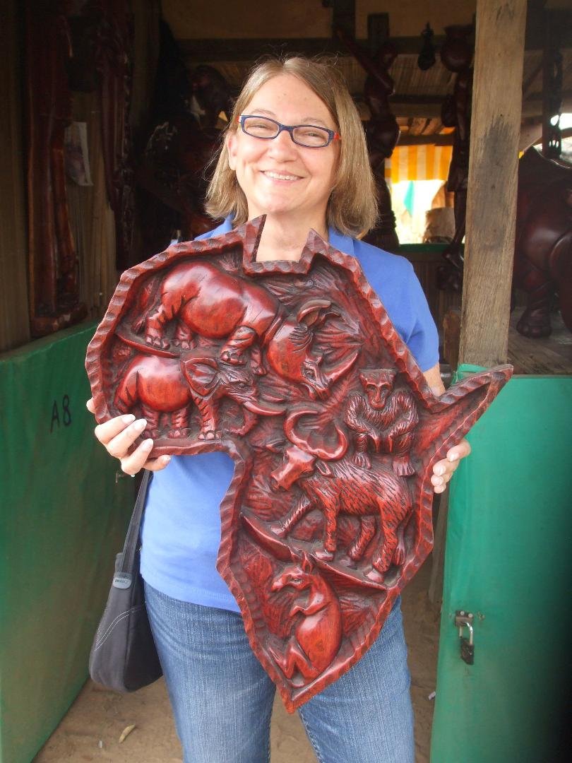 Abuja's Mama Africa wood carving