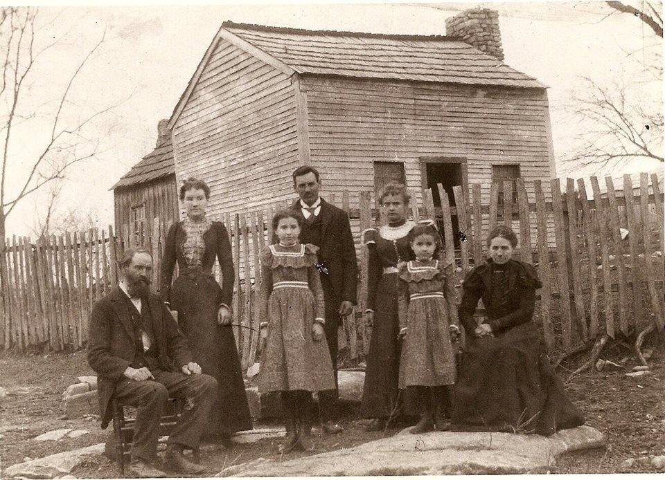 My Kentucky ancestors on my paternal grandmother's side. This photo would have been taken about 1897, as the youngest child was born 1891. I haven't put in names because I'm waiting for permission from the owner of the phot