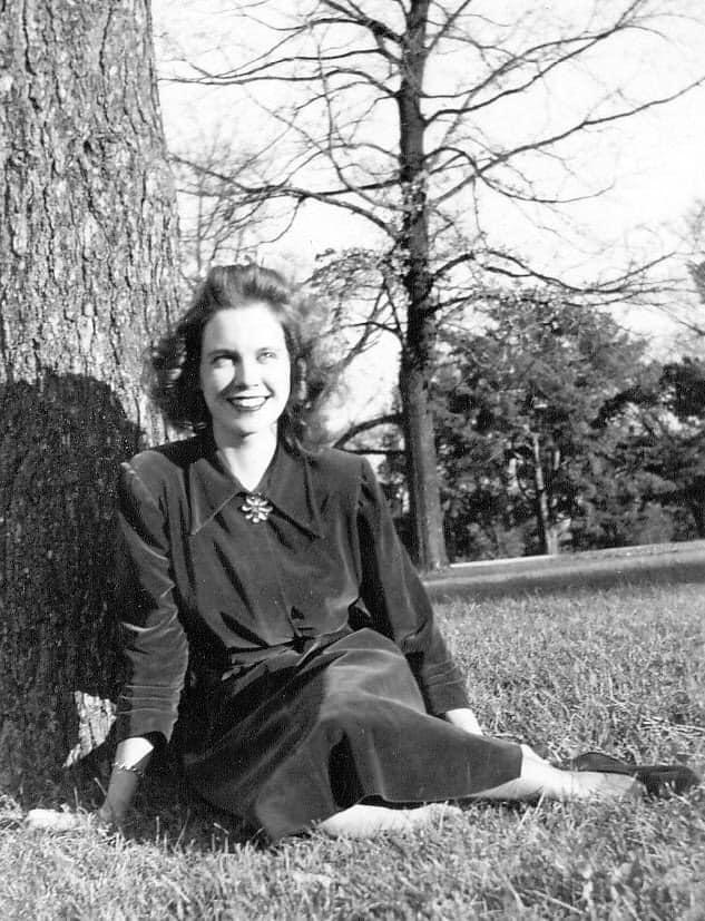 Happy heavenly Mother’s Day to my beautiful intelligent mom. Your six kids miss you bunches!
