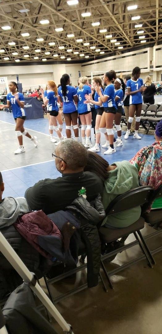 First volleyball tournament of the season. Lauren's team, TAV 13 Black, is 2-0 for matches, so far.
Last one just starting. (L is #6)