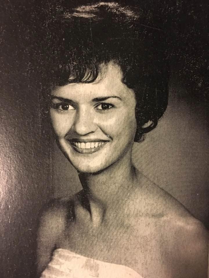 Then, There Was Me...at 18! 🙋👻
Oh, Dear Heavenly Father!😳
