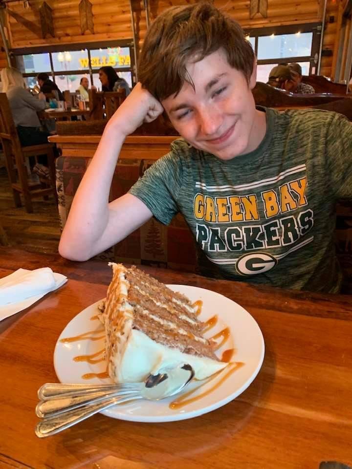 He wanted carrot cake and was shocked at the size. Of course since MN still isn’t open we had to take him to WI. But we had a great night out, finally!!!! 😋