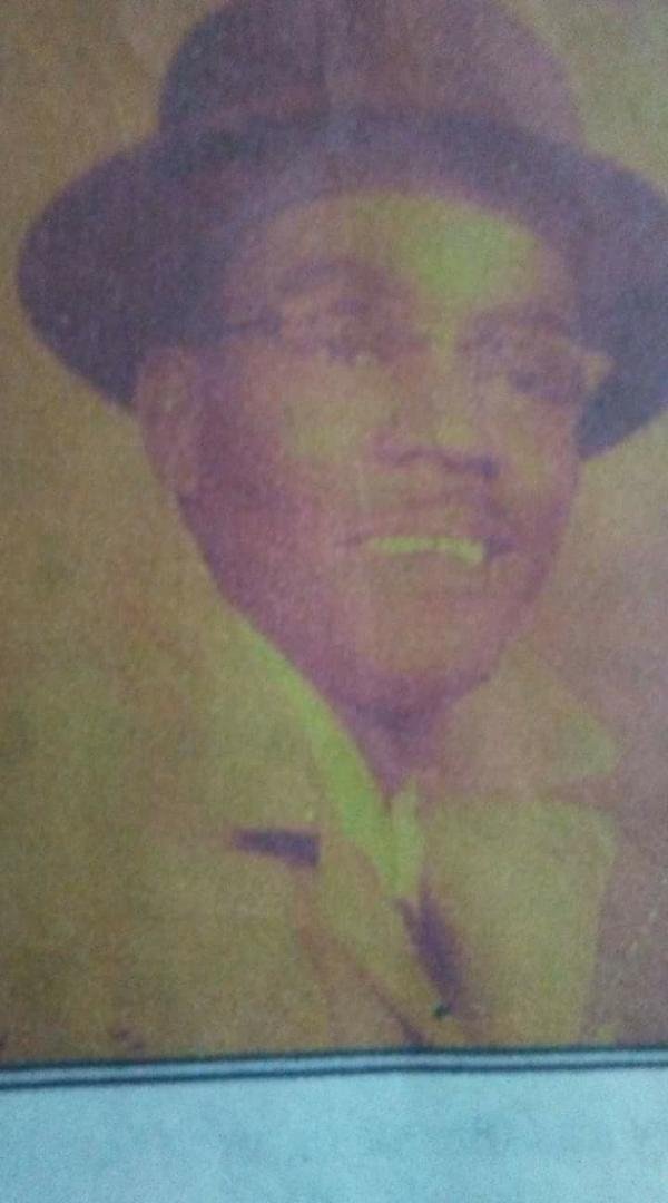 IN CONTINUED MEMORY....
HAPPY FATHER'S DAY TO MY DAD
LOVING YOU ALWAYS YOUR FIRST BORN ("BEBE")REST ON DAD❤