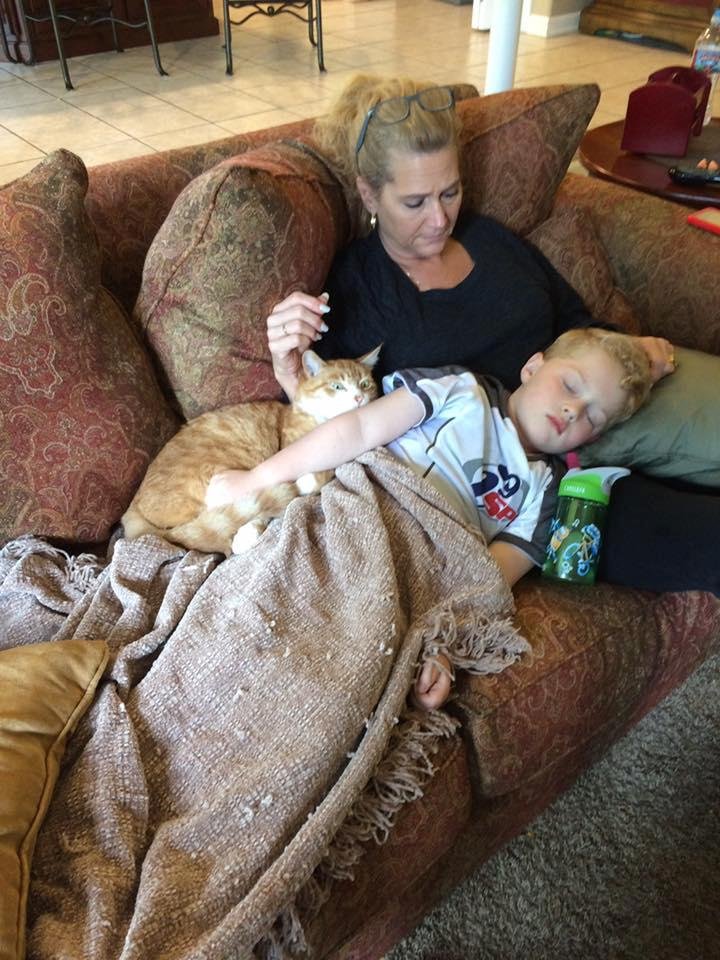 Not too many times can grandma not handle anything that comes with the grandkids… But today, within hours Harrison went from good to bad and needed his mom. Amanda dropped everything at work, and was here within minutes to