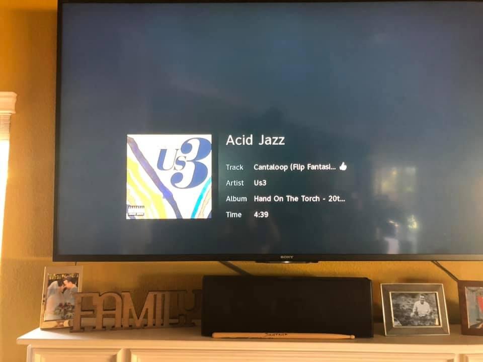 Funky dance music for Saturday chores💃🏽💃🏽🎼🎤
