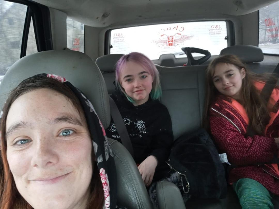 Me & my beautiful neices Janelle Boudreau & Izabelle Boudreau going for a drive to Saint Martins with me and their uncle Dan Steacy we had a blast 💖😁 Johannie Boudreau