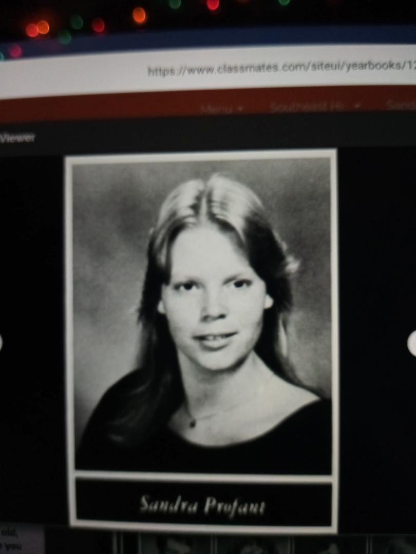 Well here is my senior picture!!